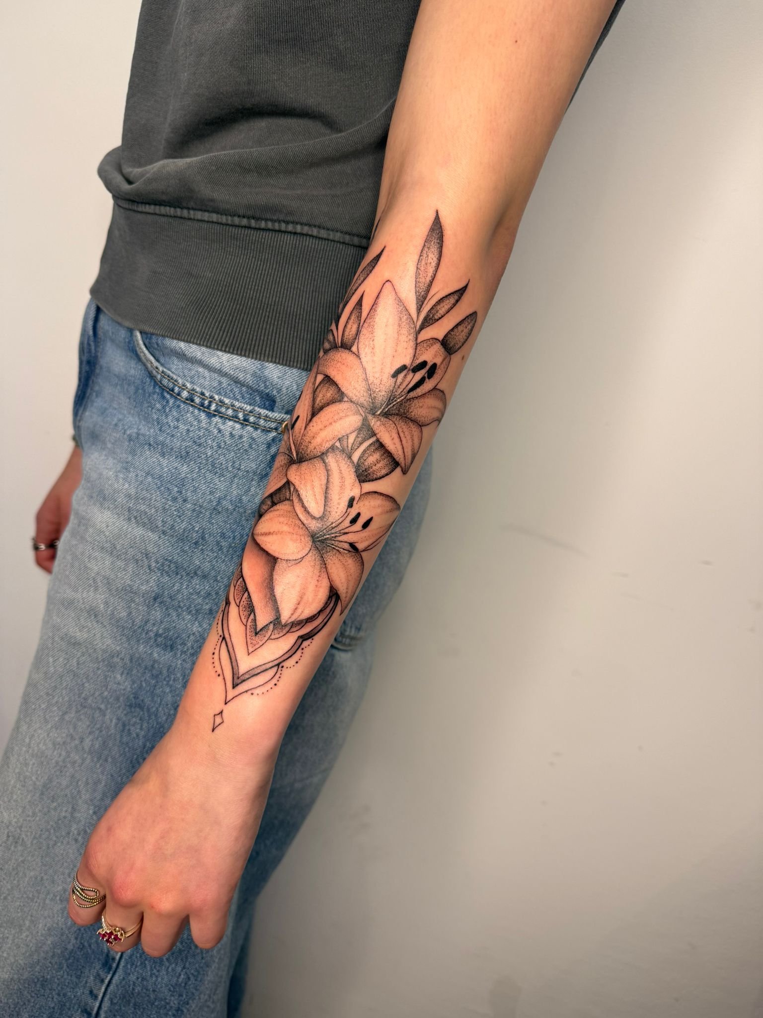 Fineline tattoo door Ink and Beauty by Tash