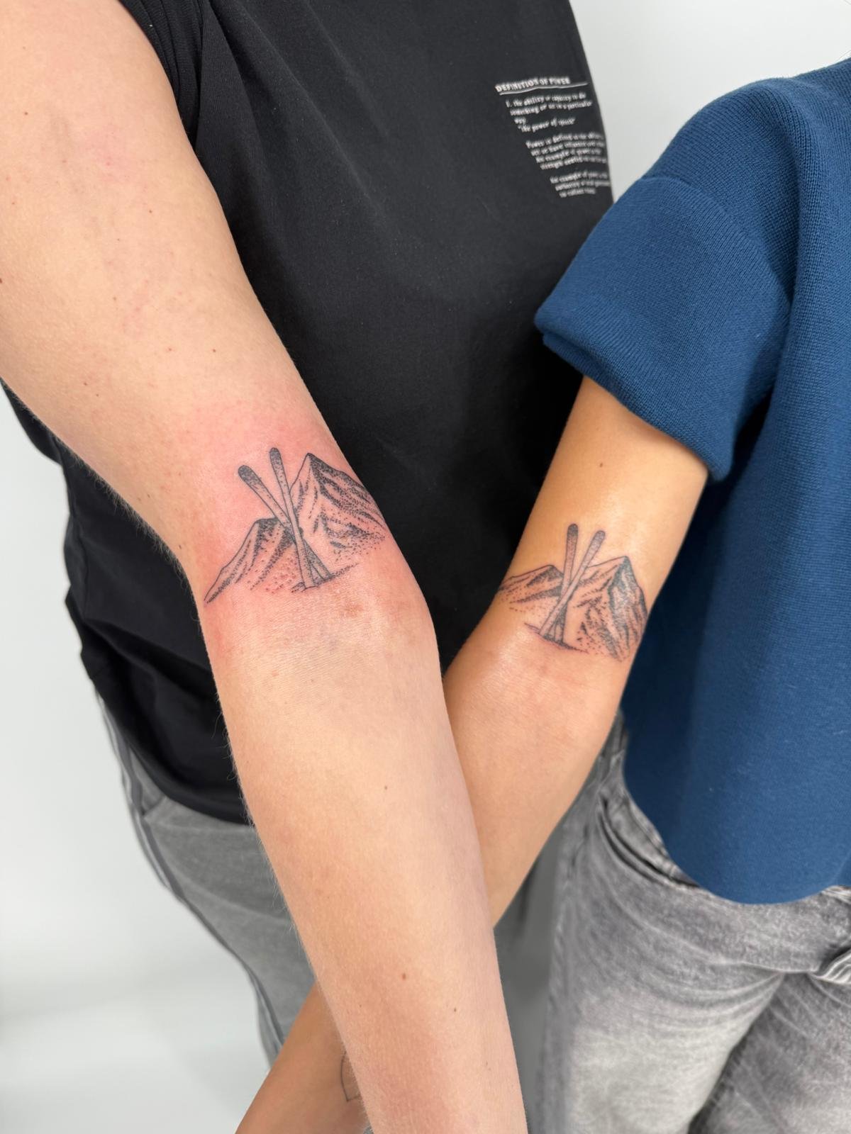Fineline tattoo 8